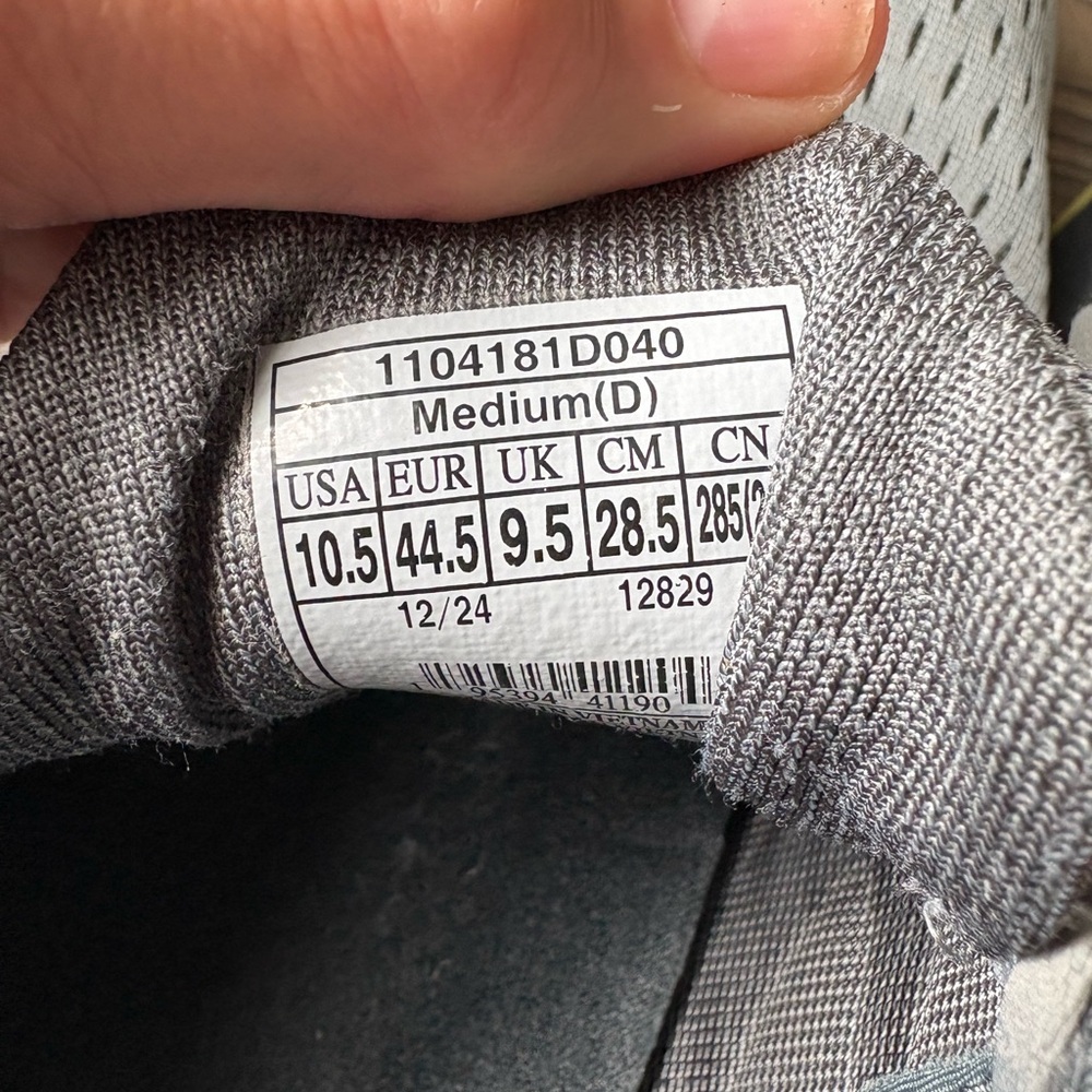 Brooks Ghost 16 - Running Shoes - Grey/Green - Men's 10.5 - Picture 4 of 5